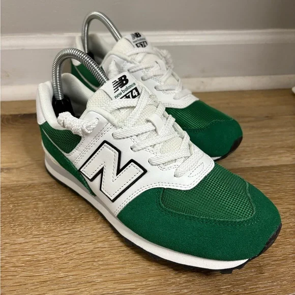 New Balance Classic 574 Style Sneakers in Classic Pine Green & White - Picture 1 of 11